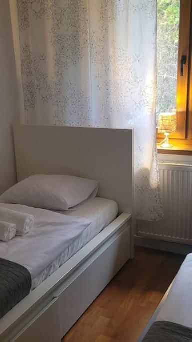 Villa Uroczy Dom Na Ladnym Podwarszawskim Osiedlu *