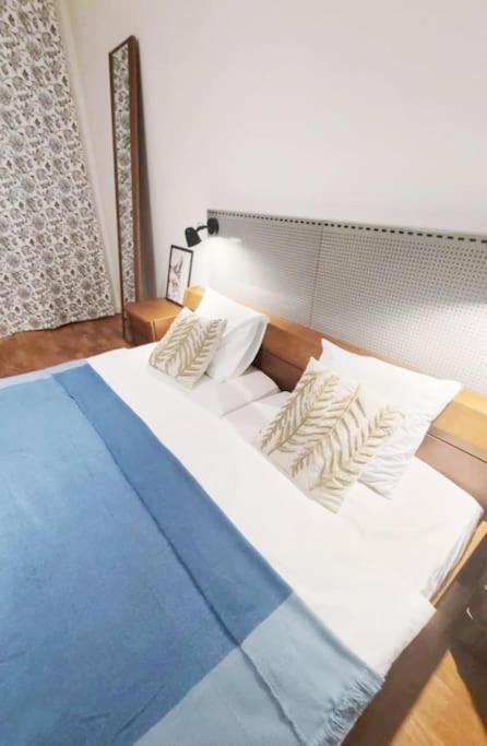 Uroczy Dom Na Ladnym Podwarszawskim Osiedlu Villa Michalowice (Masovia)